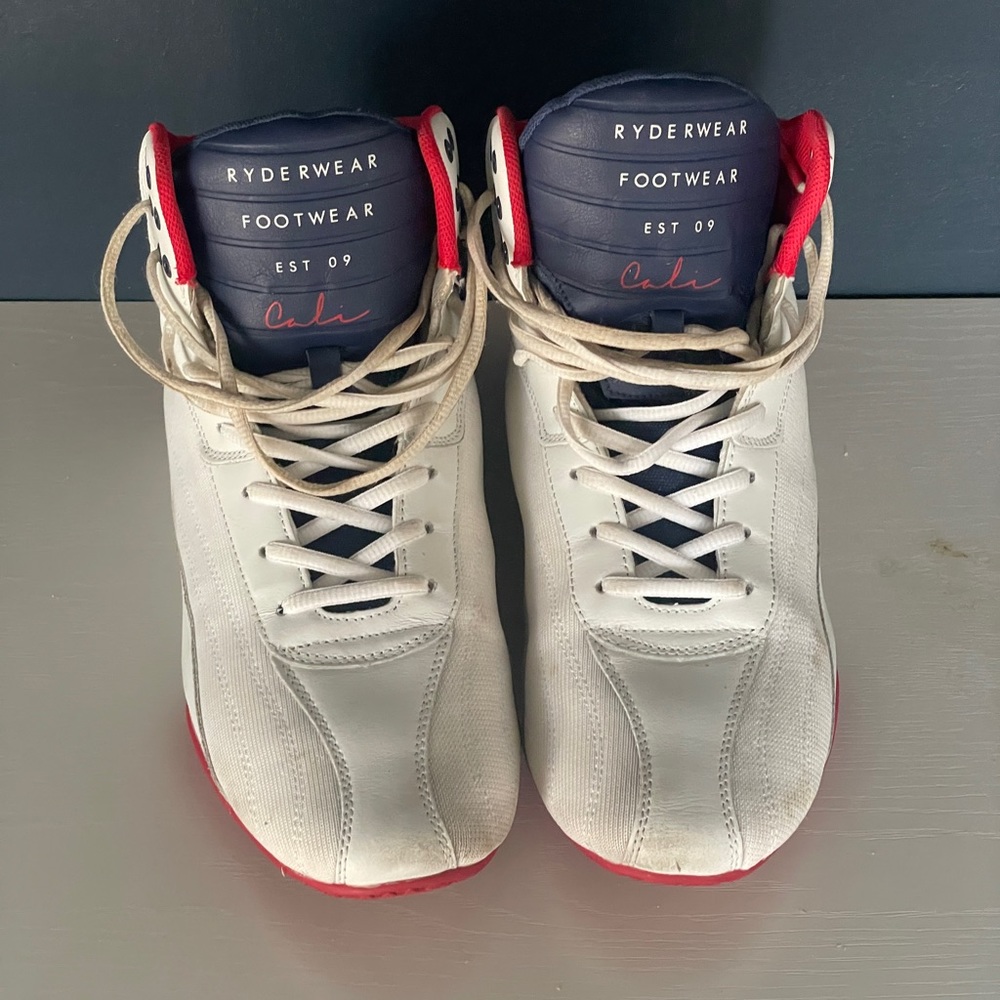 Rydewear bodybuilding shoes. Kai Greene signature shoes.